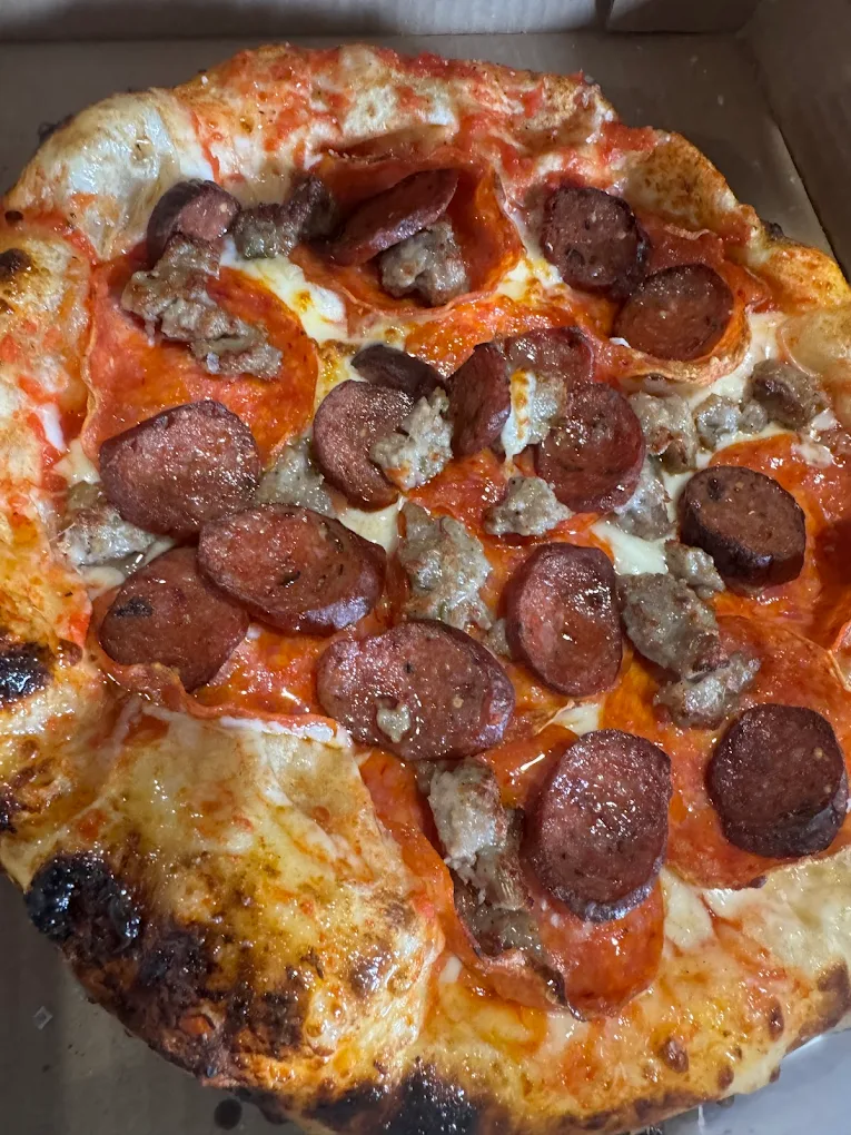 Artisan pizza
